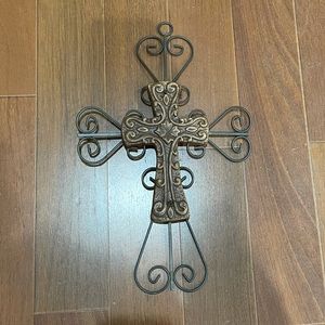 Cute cross wall decor!